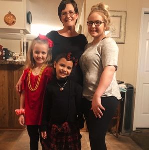 Meet your Posher, Bella